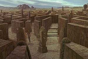 Članki 40 labyrinth594